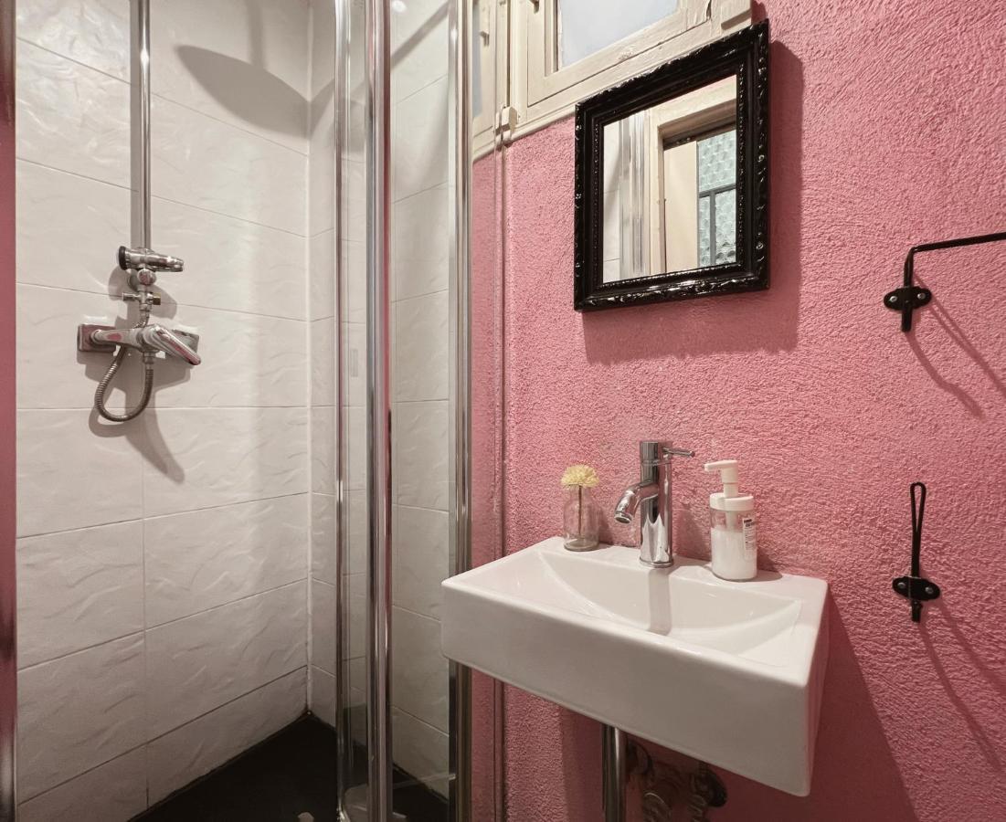 Lolita Bcn Apartment En El Eixample Barcelona Luaran gambar